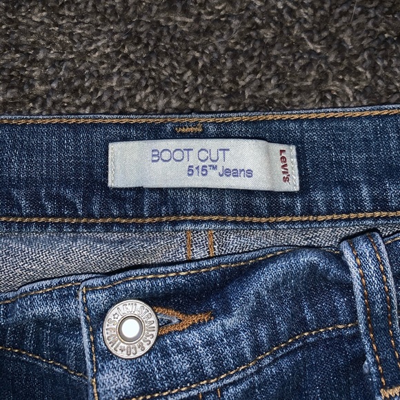 Vintage Levi’s Boot Cut Jeans - Picture 2 of 4